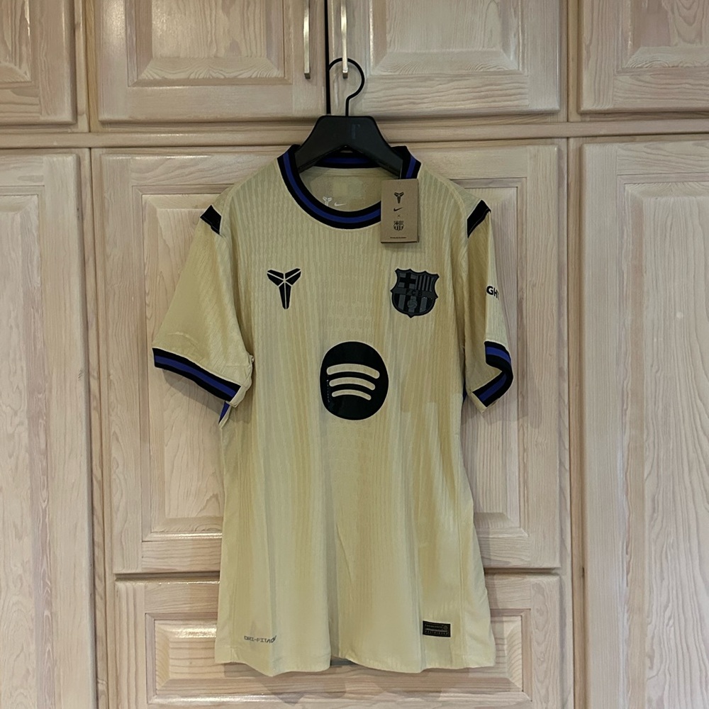Fc barcelona kobe bryant mamba soccer jersey